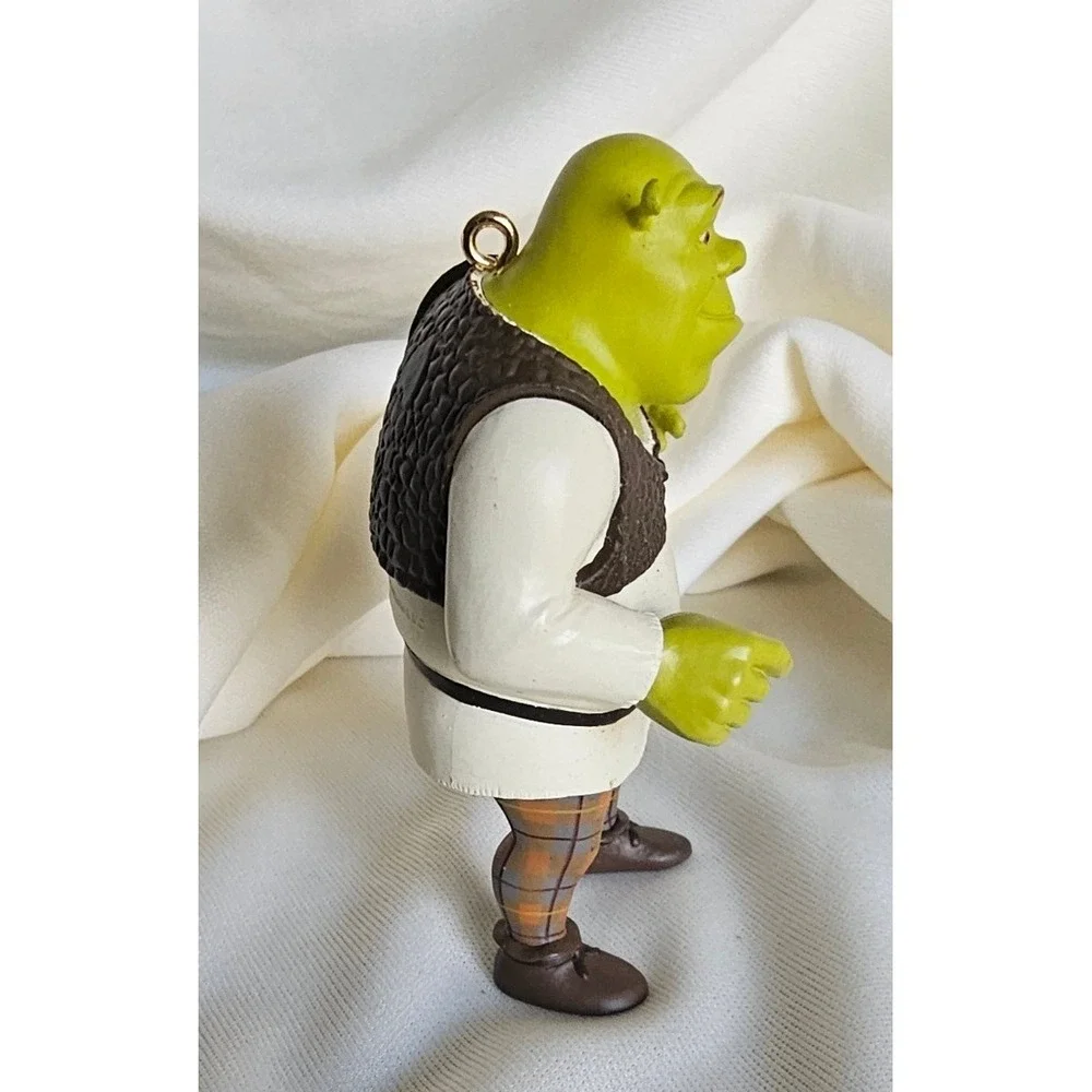 DreamWorks Shrek the Ogre Christmas Ornament 2010 Collectible Figurine Green